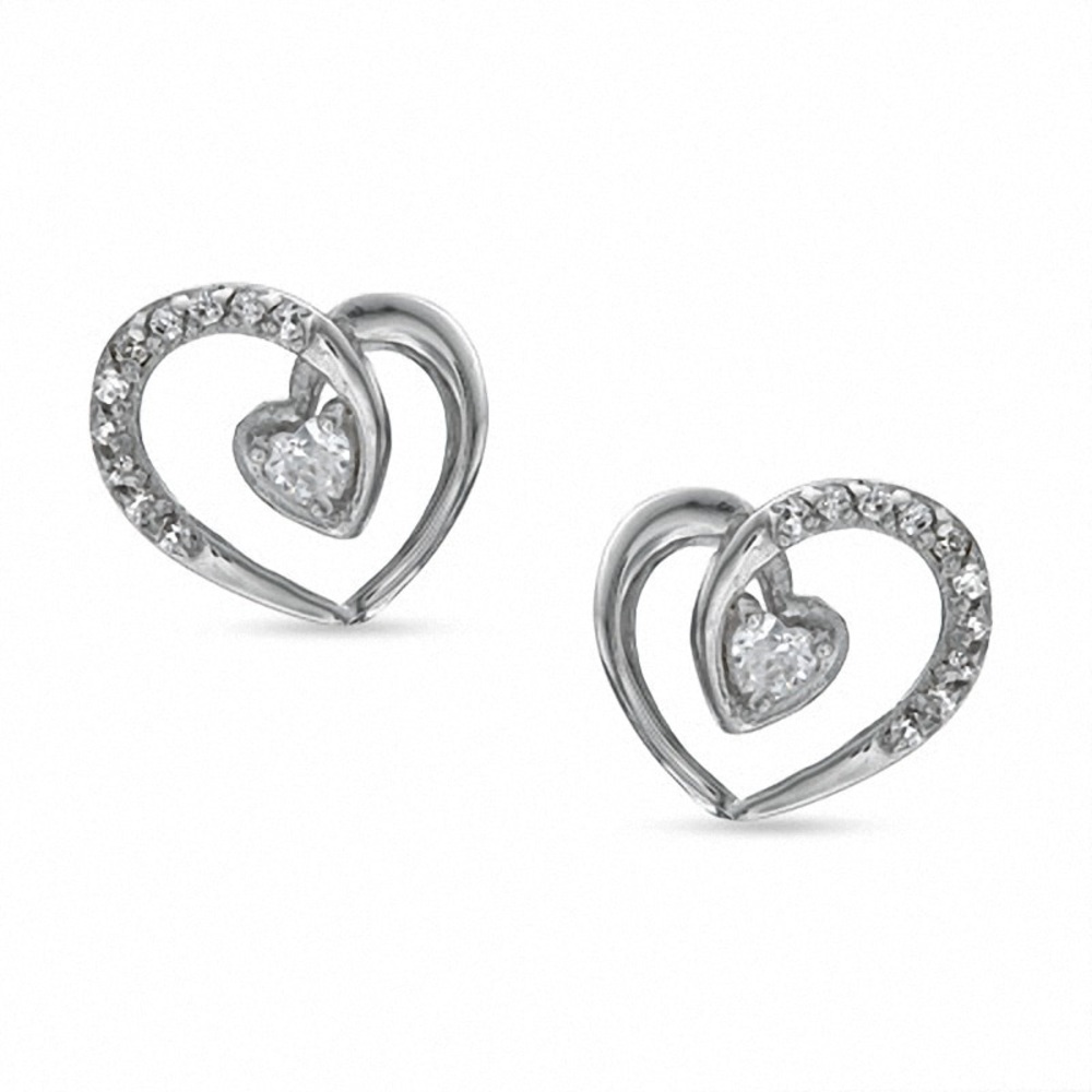 Stud heart earrings